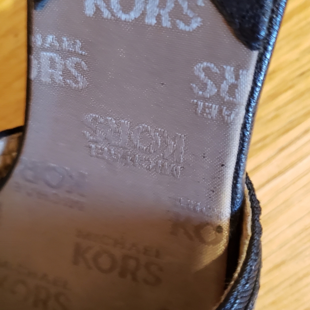 New Michael Kors black sling - Picture 2 of 9